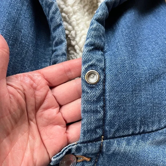 Vintage GAP cropped hooded Sherpa denim jean jacket medium indigo wash S M hood - Picture 6 of 10